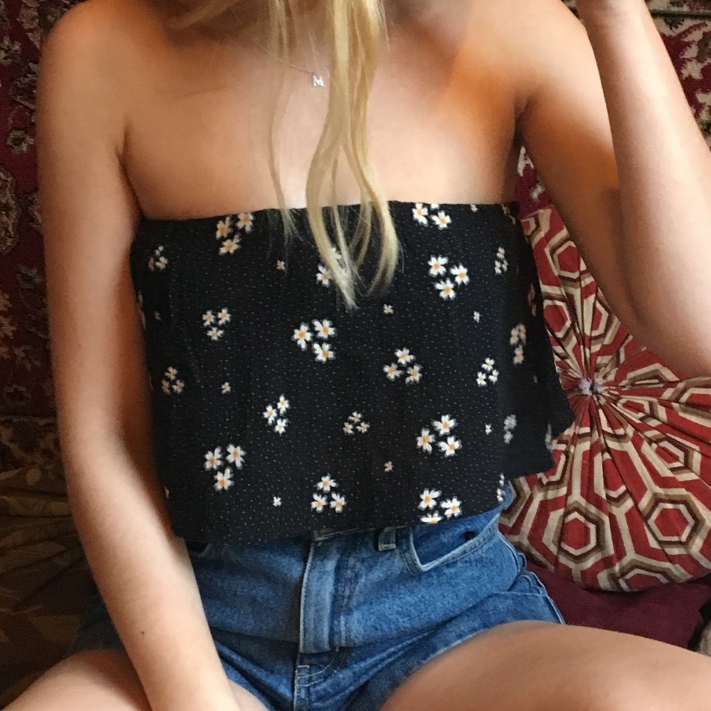 American Eagle XS Black Floral Cropped Tube Top